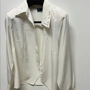 Karen Scott Elegant White Embroidered Women's Top